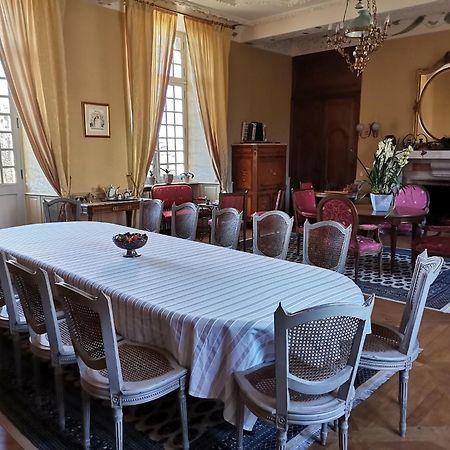 Chateau De Courseulles Kültér fotó
